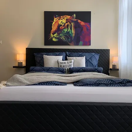 Apartamento Háromszobás A Főutcán