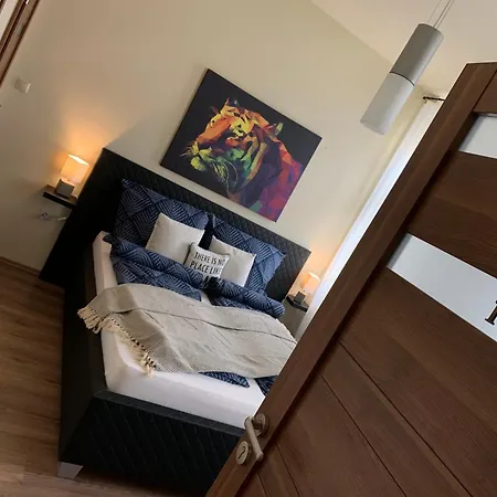 Apartamento Háromszobás A Főutcán