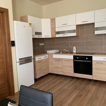 Haromszobas A Foutcan Apartment